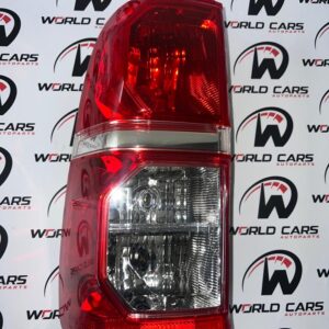 STOP IZQUIERDO TOYOTA HILUX 2012…2016
