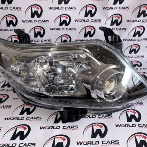 FAROLA DERECHA TOYOTA FORTUNER 2012...2016 2.7 GASOLINA