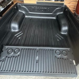 DURALINER - PROTECTOR DE PLATON TOYOTA HILUX 2012...2016