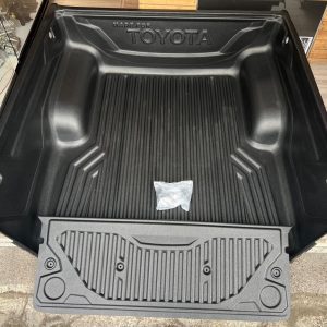 DURALINER - PROTECTOR DE PLATON TOYOTA HILUX 2017...2024