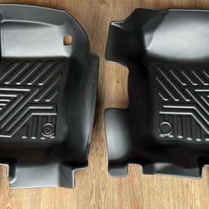 TAPETES TERMOFORMADOS 5D TOYOTA LAND CRUISER 4.5 ESTACAS