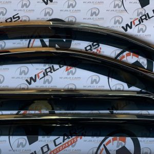 JUEGO DE TEJAS TOYOTA HILUX 2006-2016 NEGRO-CROMADO