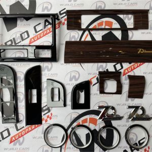 KIT DE MOLDURAS INTERNAS TOYOTA MONJITA 2008-2024 4 PUERTAS