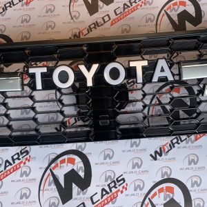 PERSIANA TOYOTA LAND CRUISER SAHARA 300 GR EMBLEMA LED