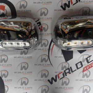 JUEGO DE CROMOS DE ESPEJOS TOYOTA HILUX 2006-2016 CON DIRECCIONAL
